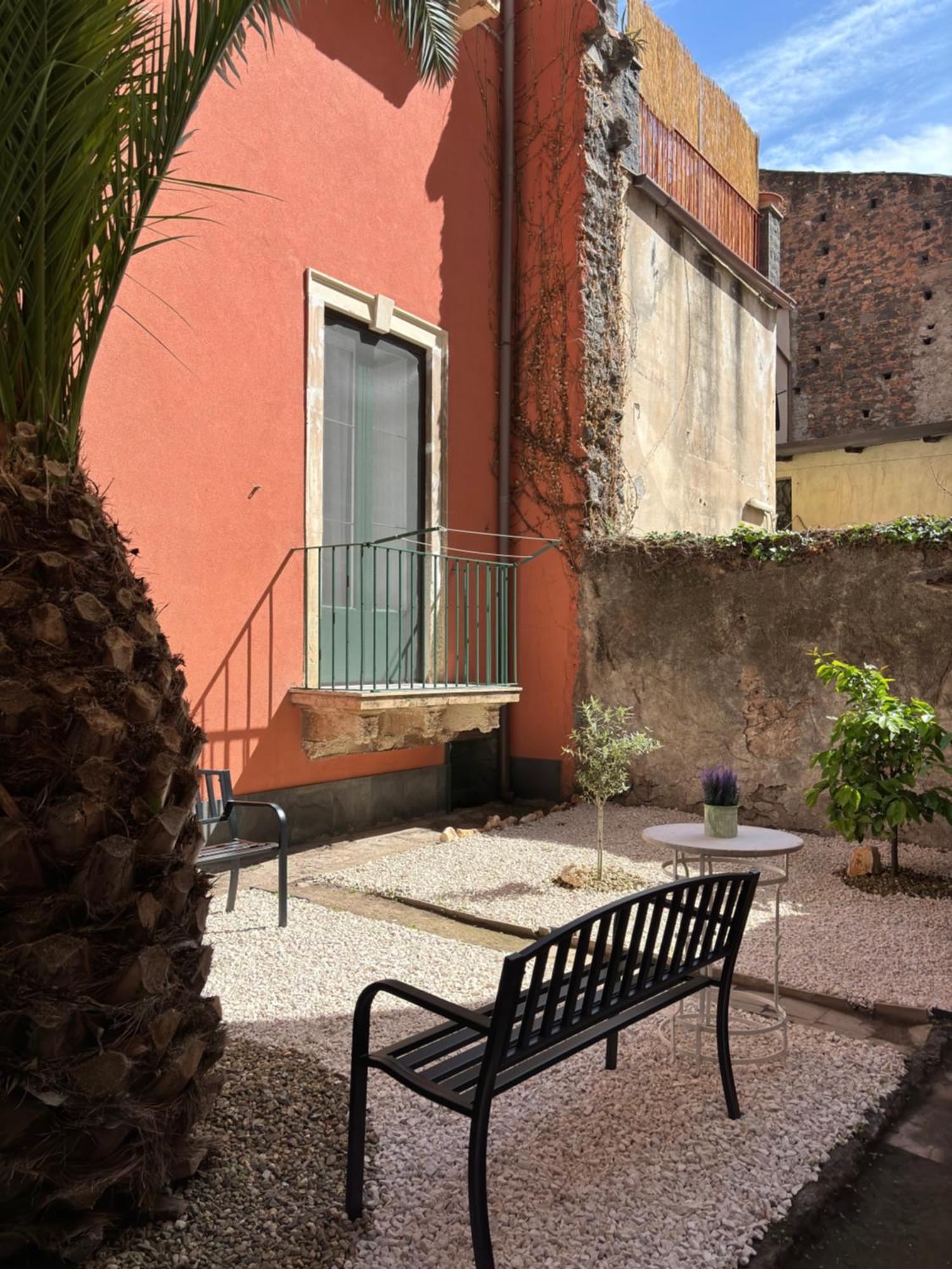 Il Giardino Casa Vacanze Катания Экстерьер фото